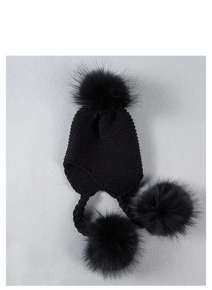Pom Pom Beanie
