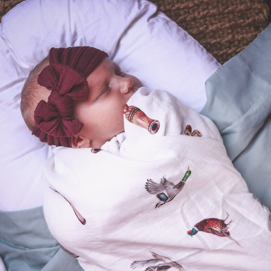 Duck Shooter - Bamboo Muslin Wrap - White